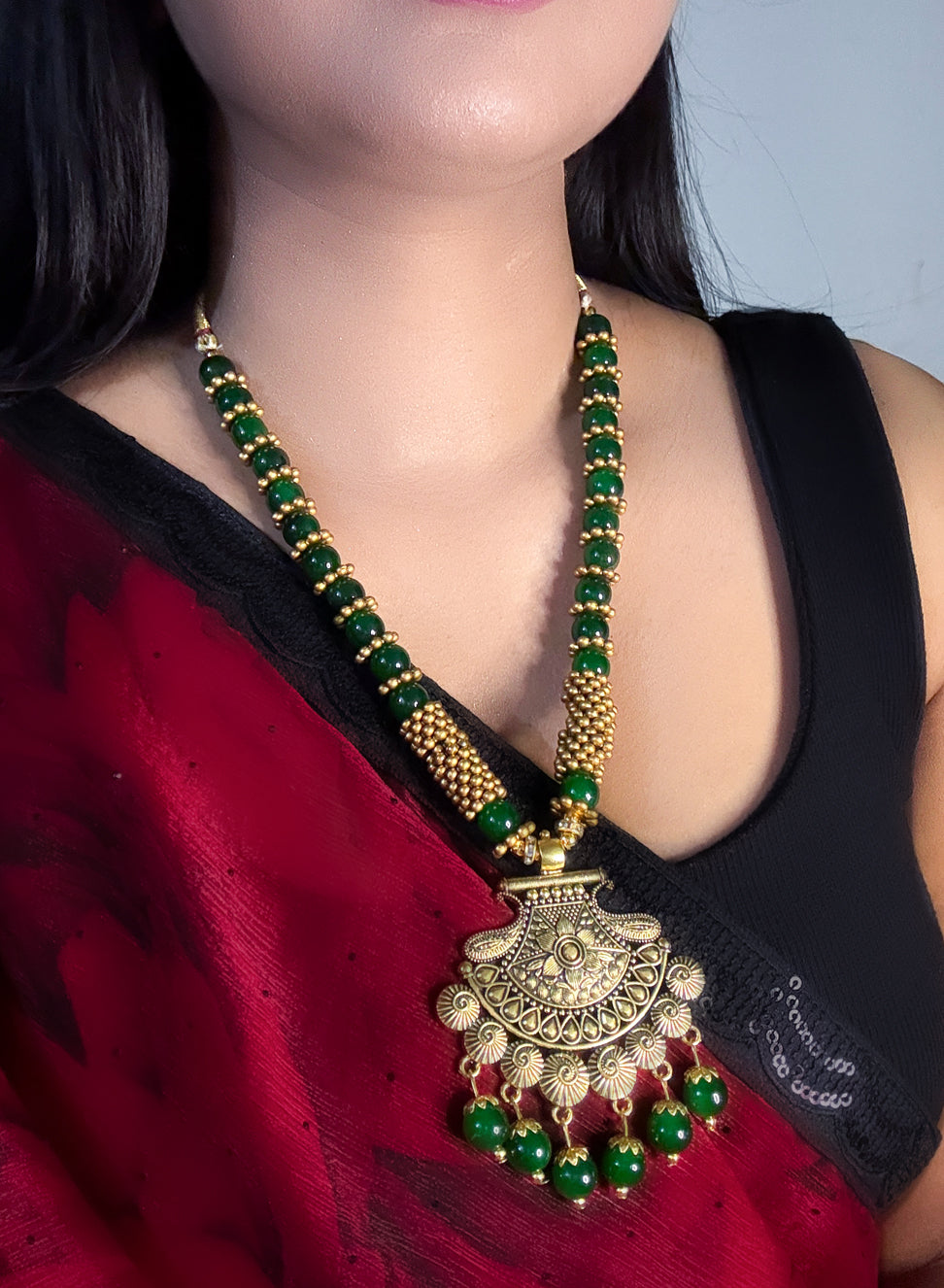 KUSHA NECKLACE GREEN