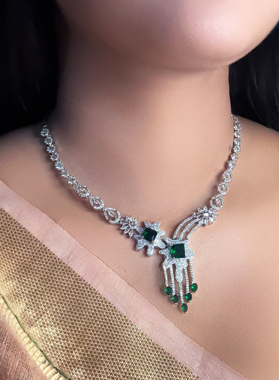 SOPHI GREEN AD NECKLACE.